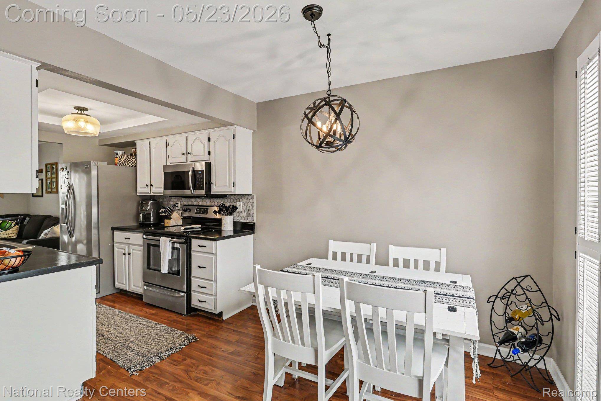 753 Oak Brook Ridge DR, Rochester Hills, MI 48307