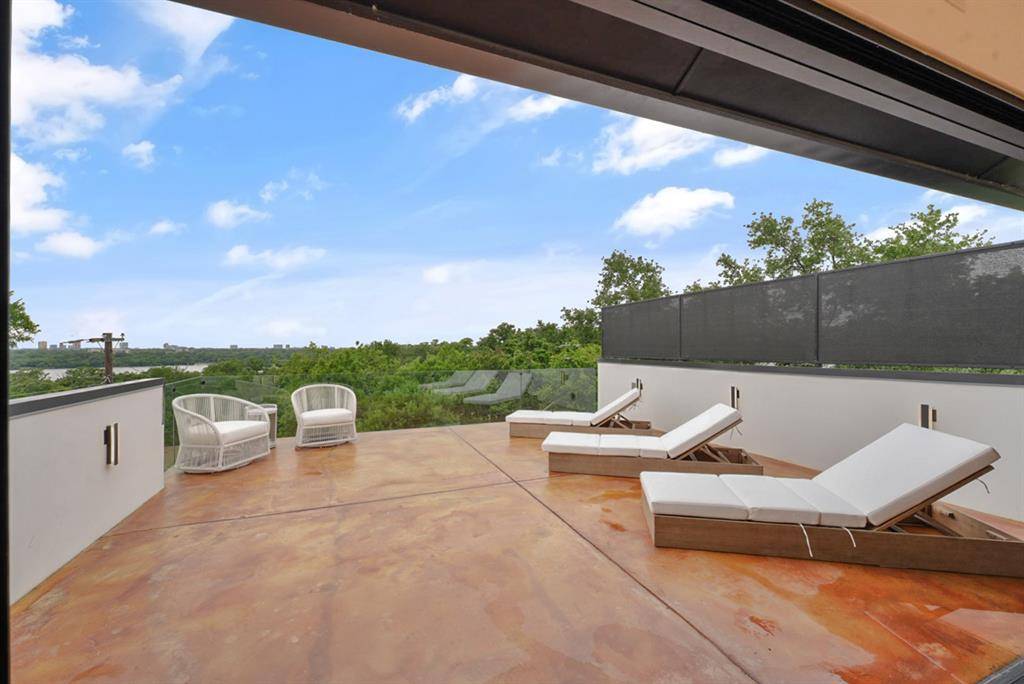 9457 Waterview Road, Dallas, TX 75218
