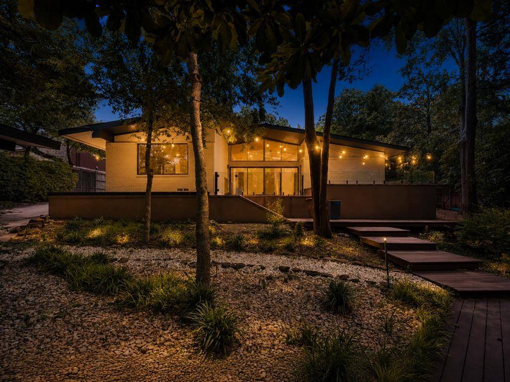 13321 Purple Sage Road, Dallas, TX 75240