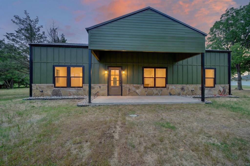 887 Private Road 2283, Quinlan, TX 75474