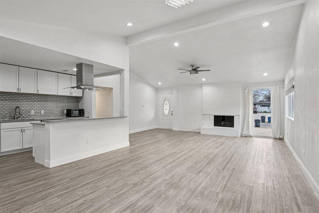 3035 Townsend Drive, Dallas, TX 75229