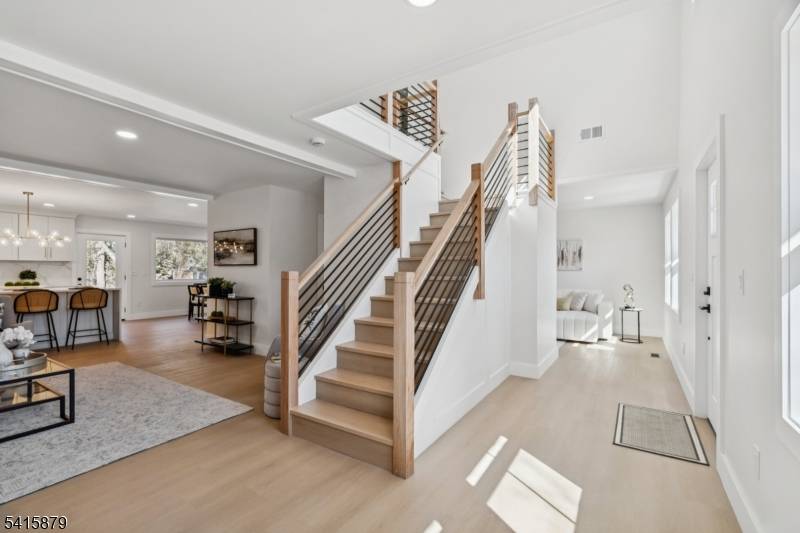 662 Summit Rd, Union Twp., NJ 07083