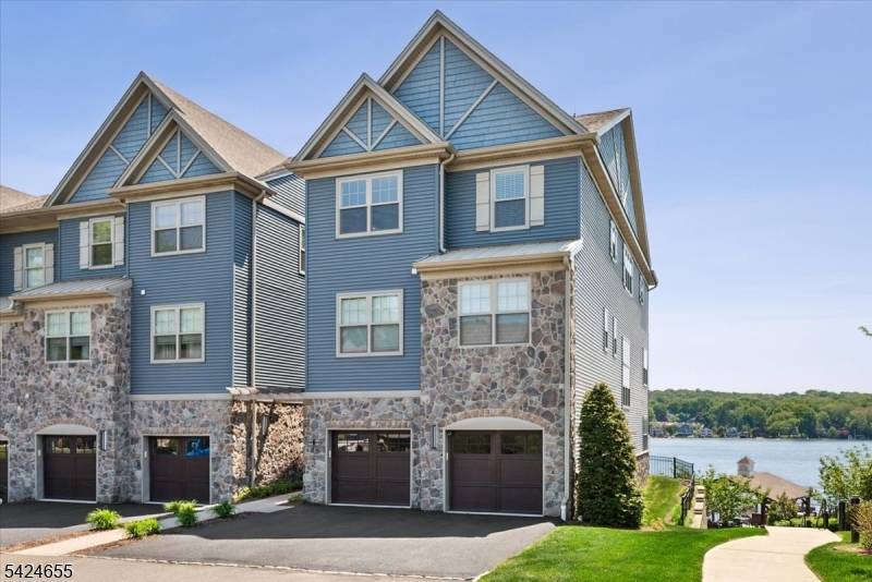 401 Mariners Pointe, Hopatcong Boro, NJ 07843