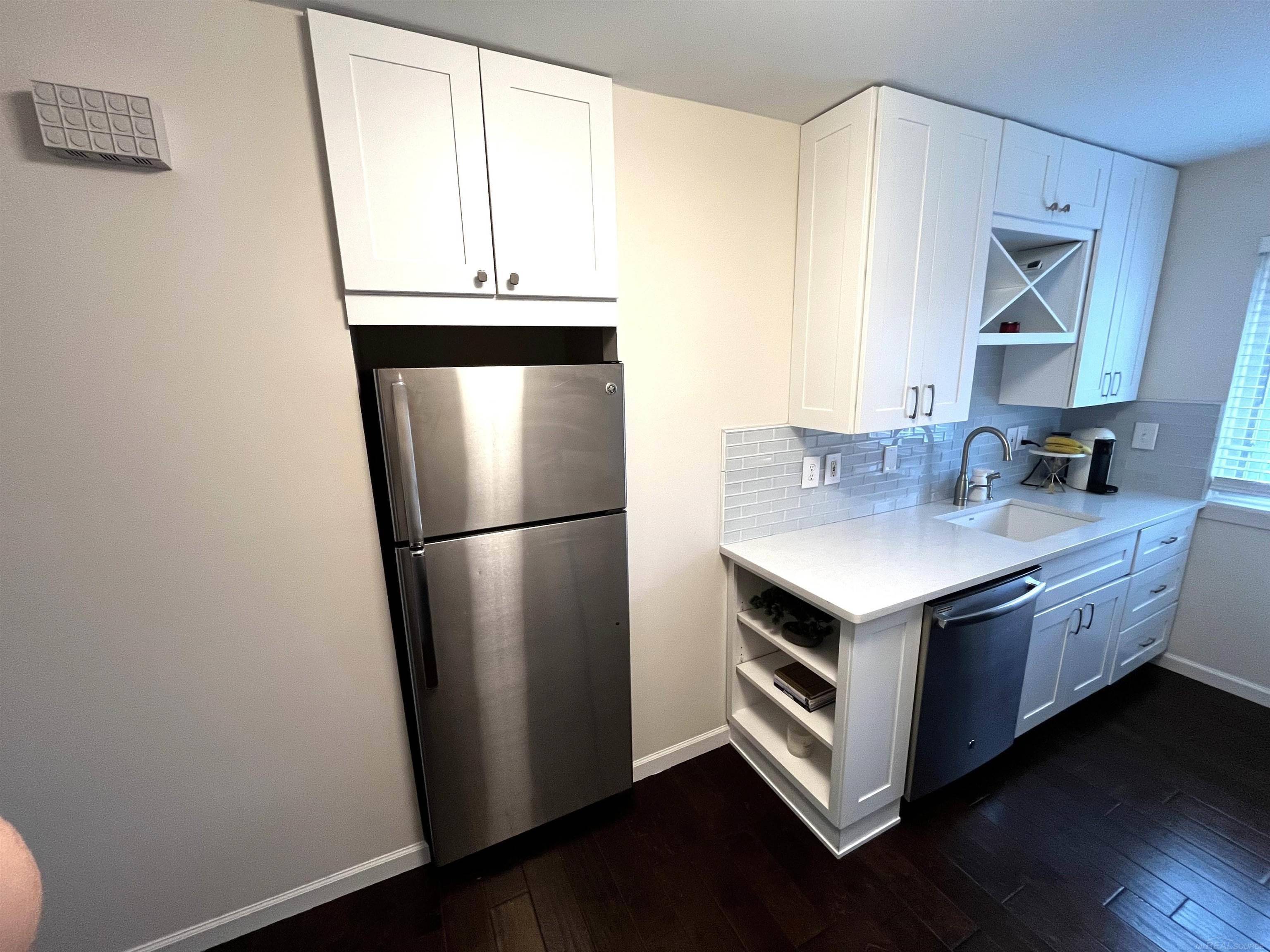 1721 E 14 Mile Unit C RD, Birmingham, MI 48009