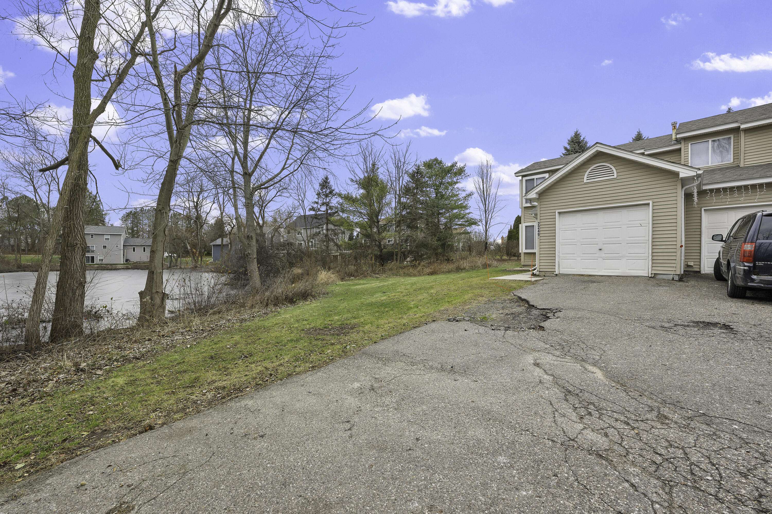 2245 S Commerce RD, Walled Lake, MI 48390