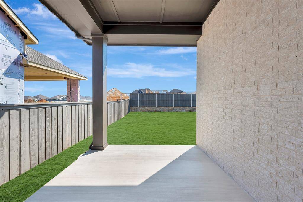 3575 Redbud Fower Trail, Grand Prairie, TX 76084