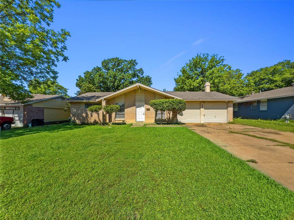 3205 Harvard Street N, Irving, TX 75062