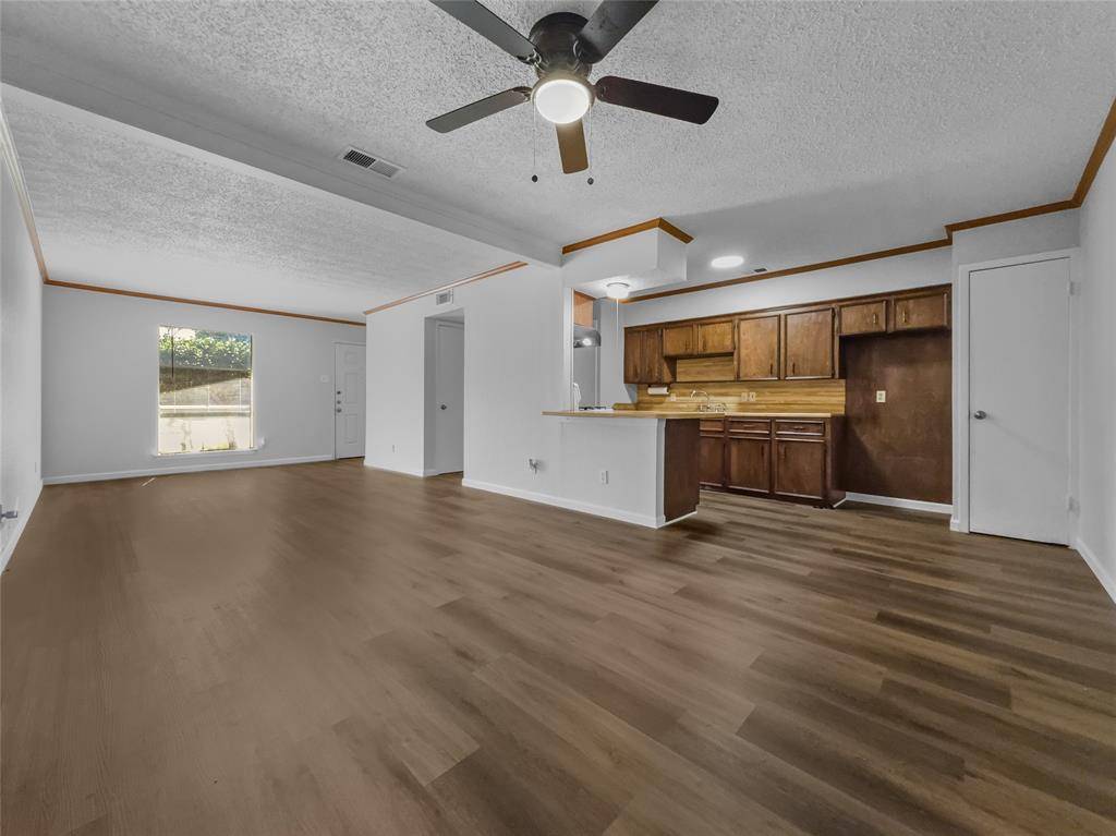 3205 Harvard Street N, Irving, TX 75062