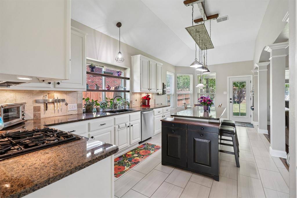 2220 Columbia Drive, Flower Mound, TX 75022