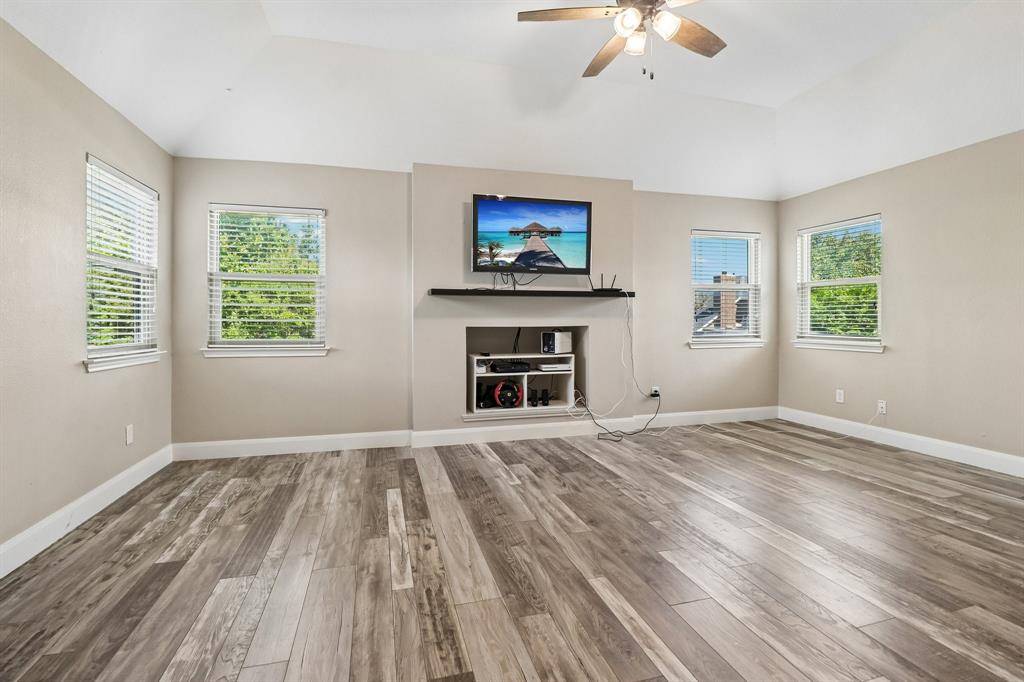 2220 Columbia Drive, Flower Mound, TX 75022