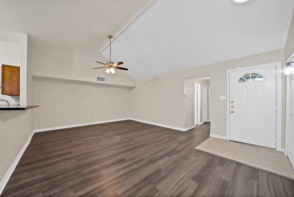 6080 Dooley Drive, The Colony, TX 75056