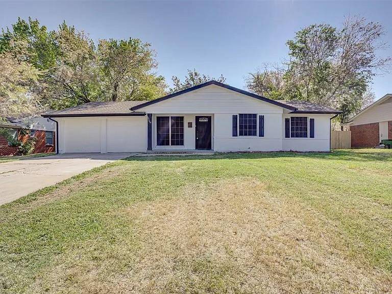 5709 Walraven Circle, Fort Worth, TX 76133