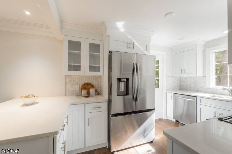 22 Harriet Dr, Hanover Twp., NJ 07981
