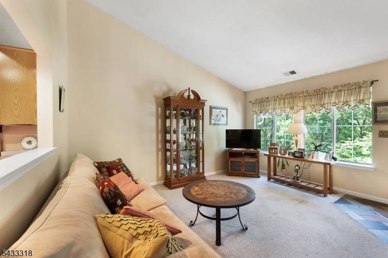 77 Encampment Drive, Bedminster Twp., NJ 07921