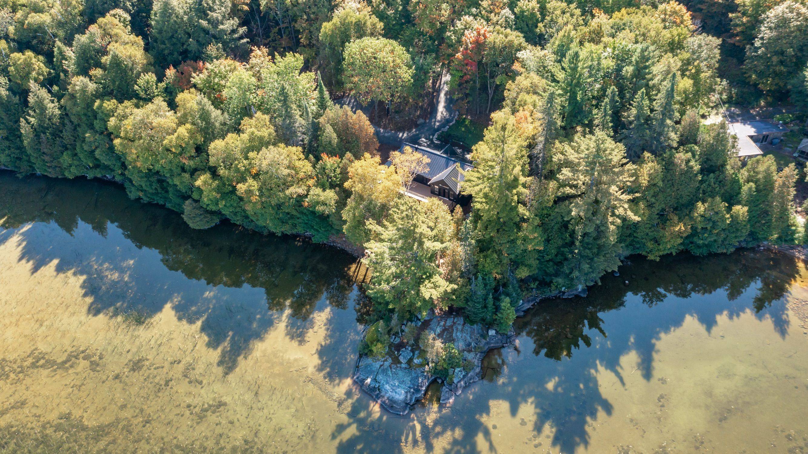 1108 South Bernard Lake RD, Sundridge, ON P0A 1Z0