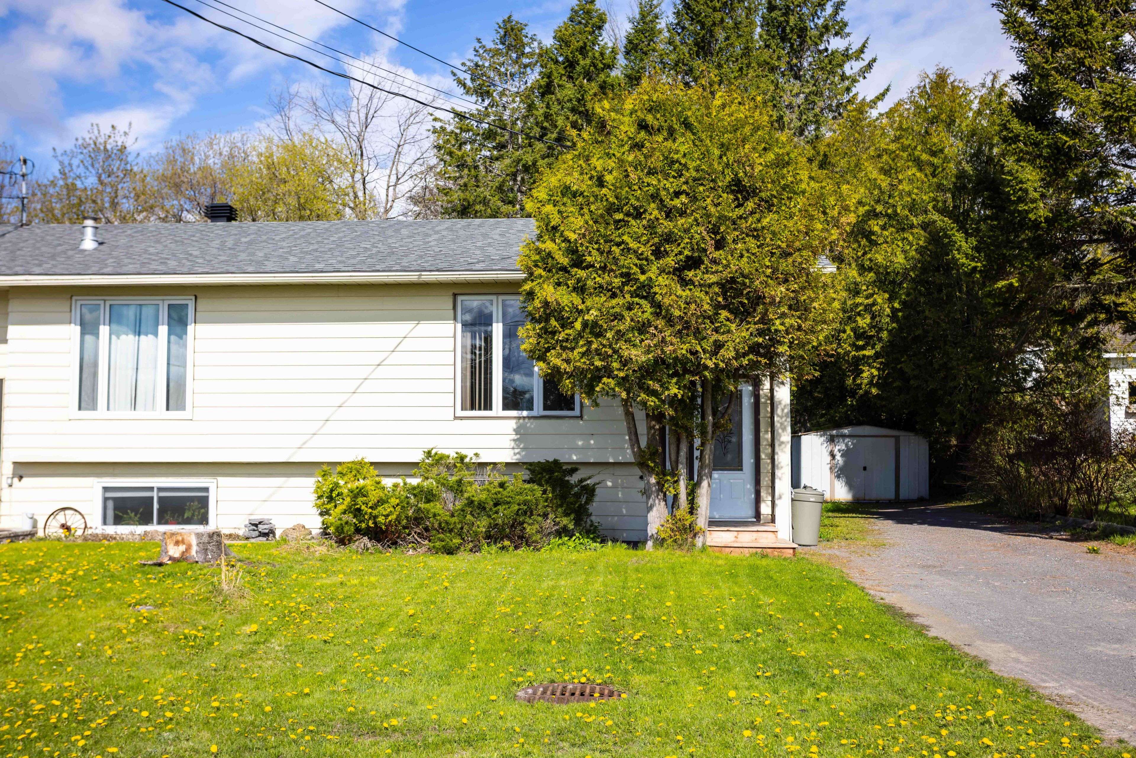 82 Bertha AVE, Champlain, ON K0B 1R0