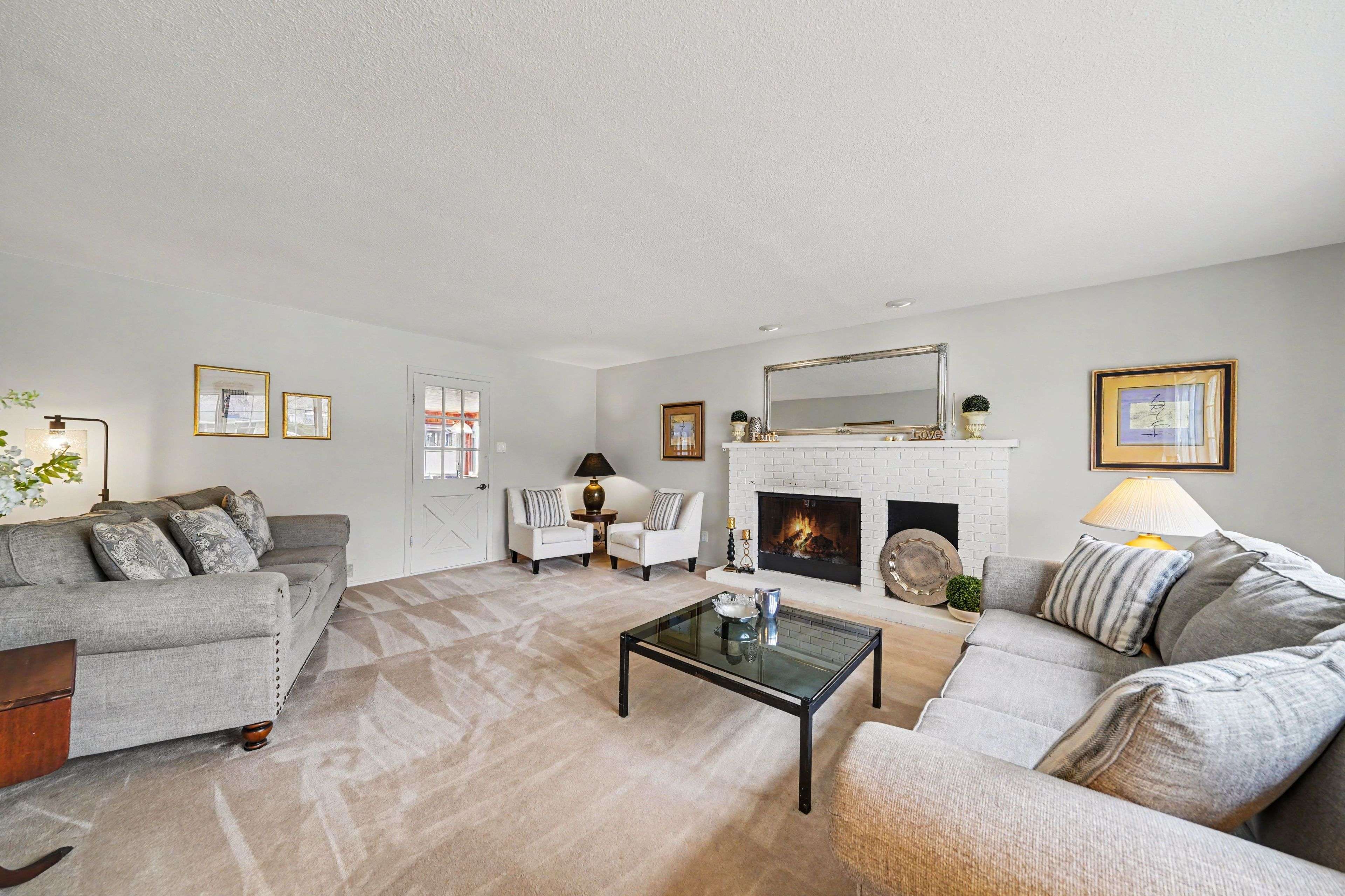 580 Blanchard CRES, Billings Bridge - Riverside Park And Area, ON K1V 7B8