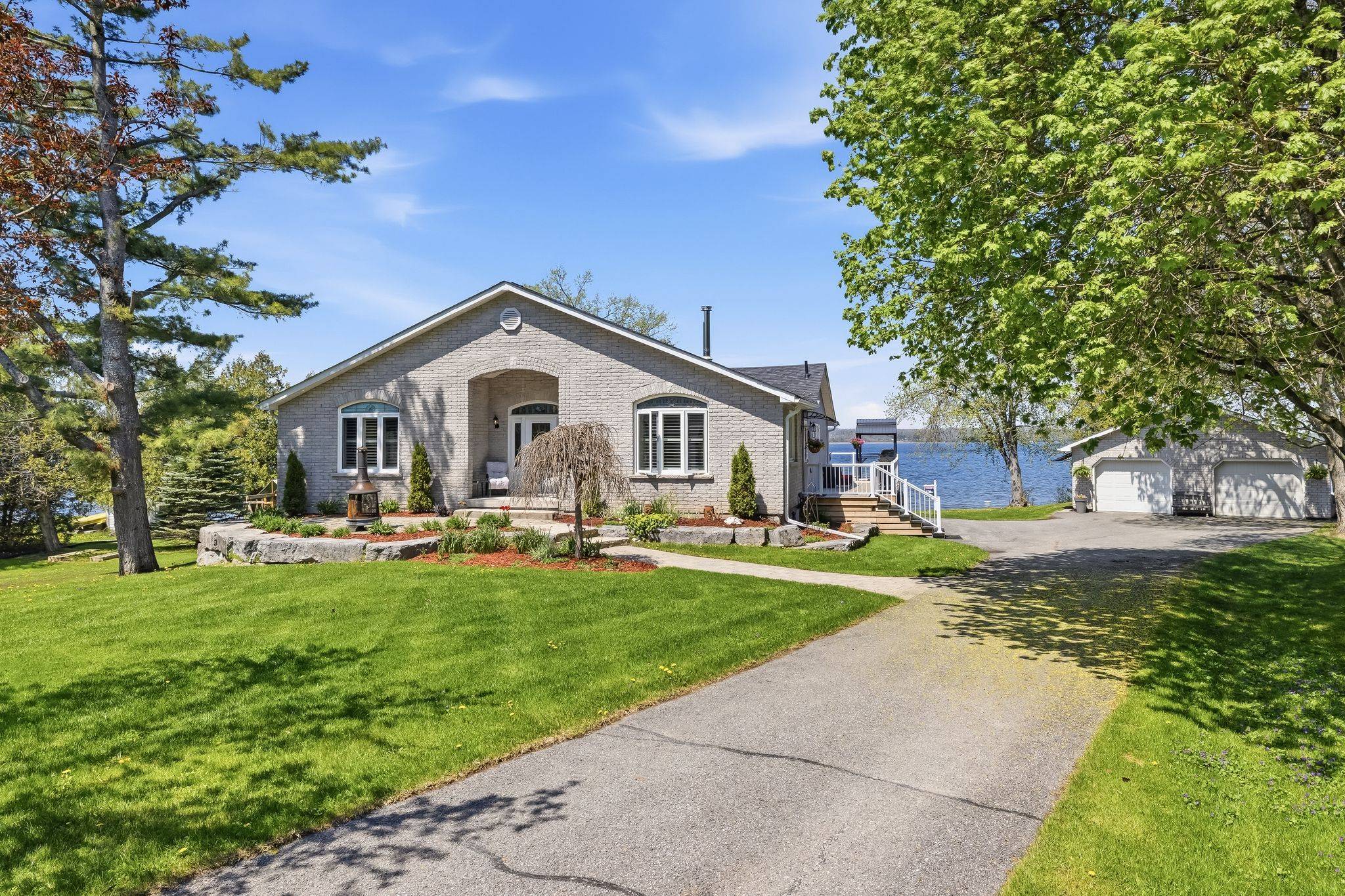 1354 Island View DR, Selwyn, ON K0L 1T0