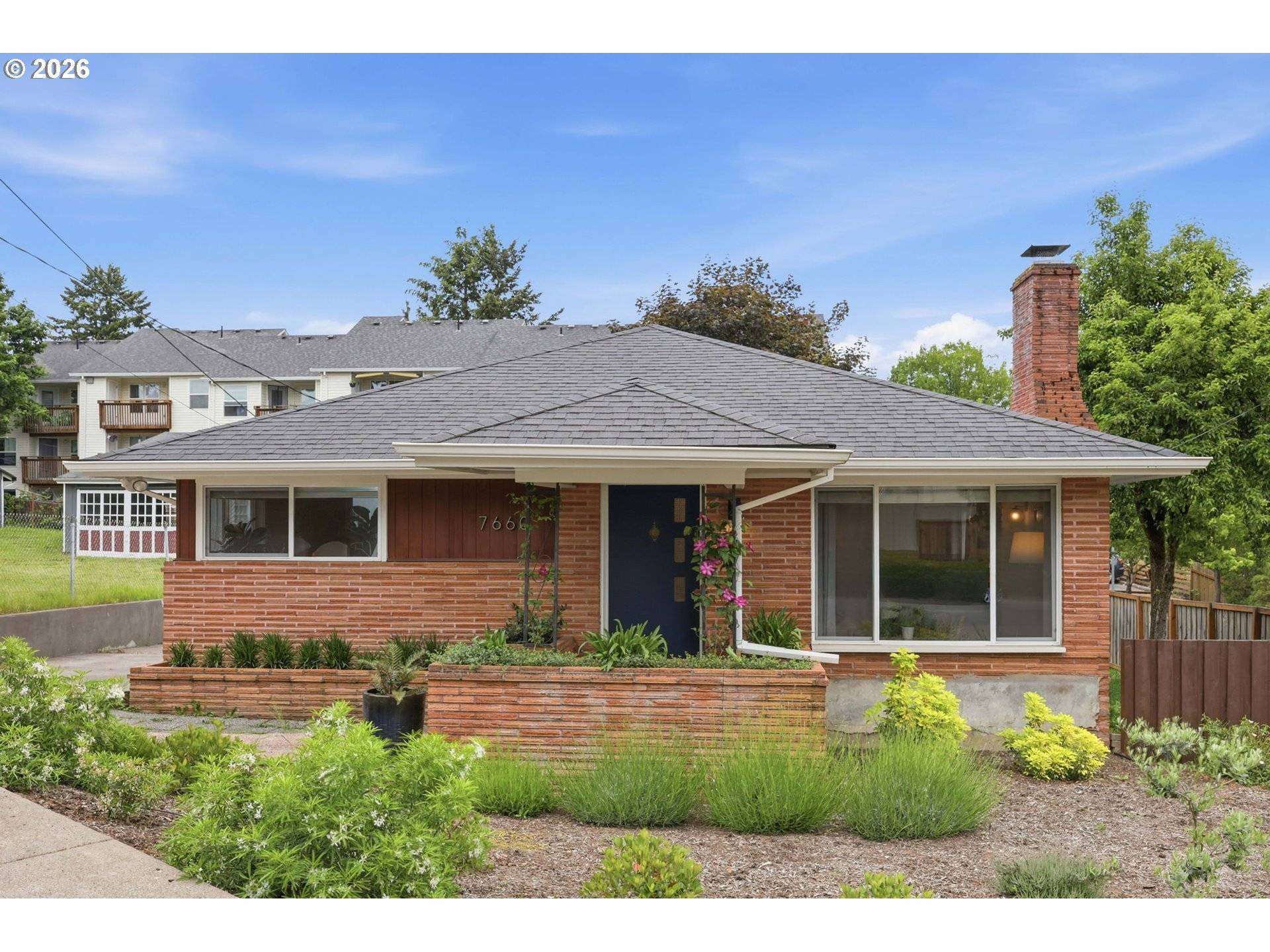 7660 SW 74TH AVE, Portland, OR 97223