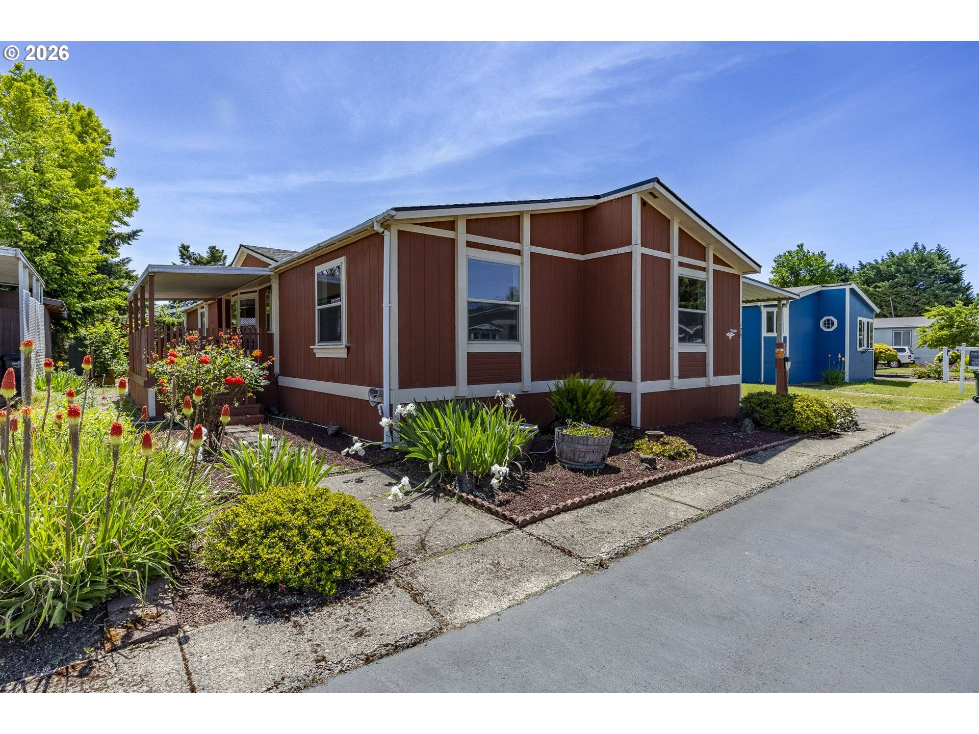 1400 CANDLELIGHT DR #175, Eugene, OR 97402