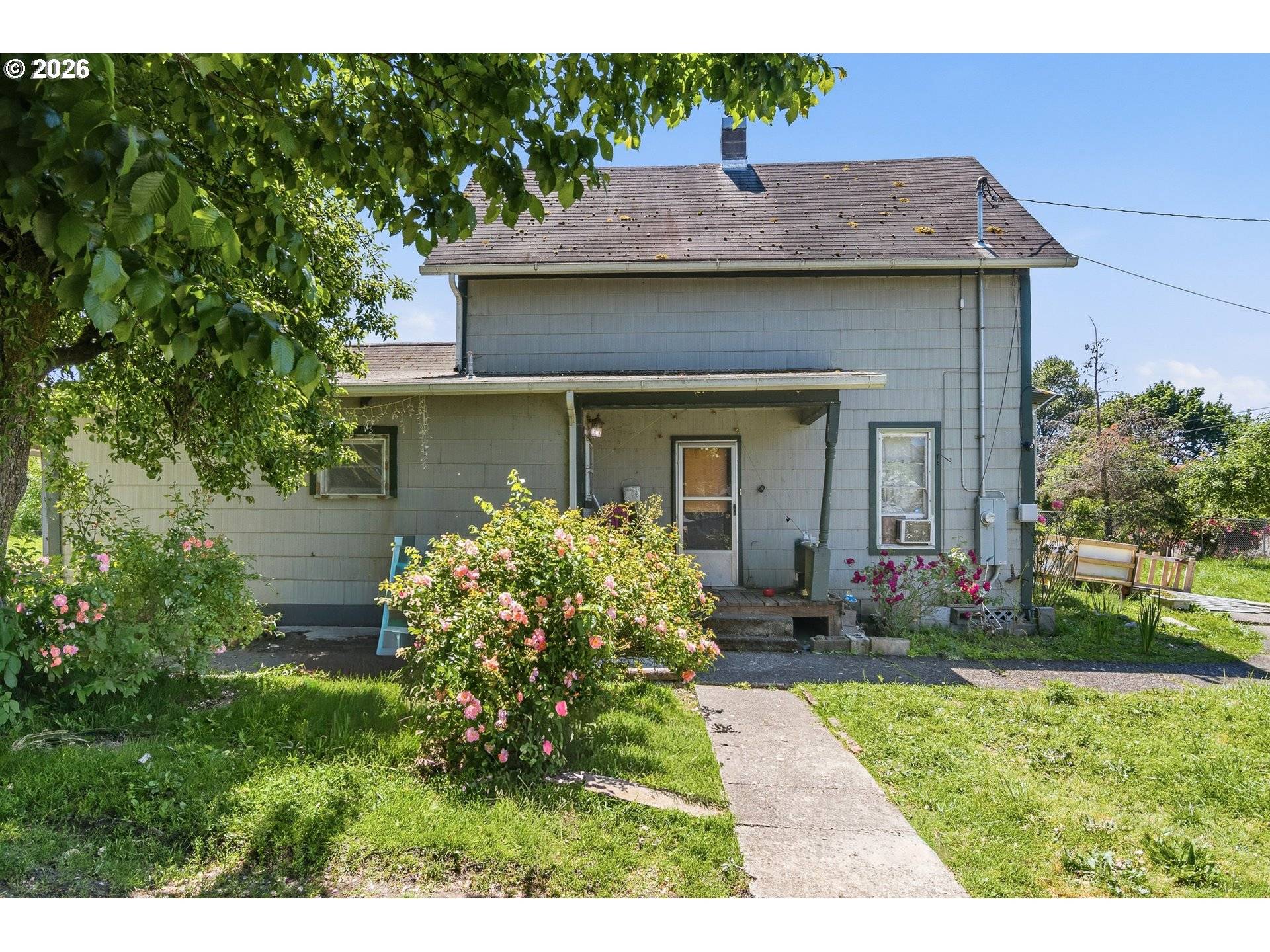 1737 SE MILL ST, Roseburg, OR 97470