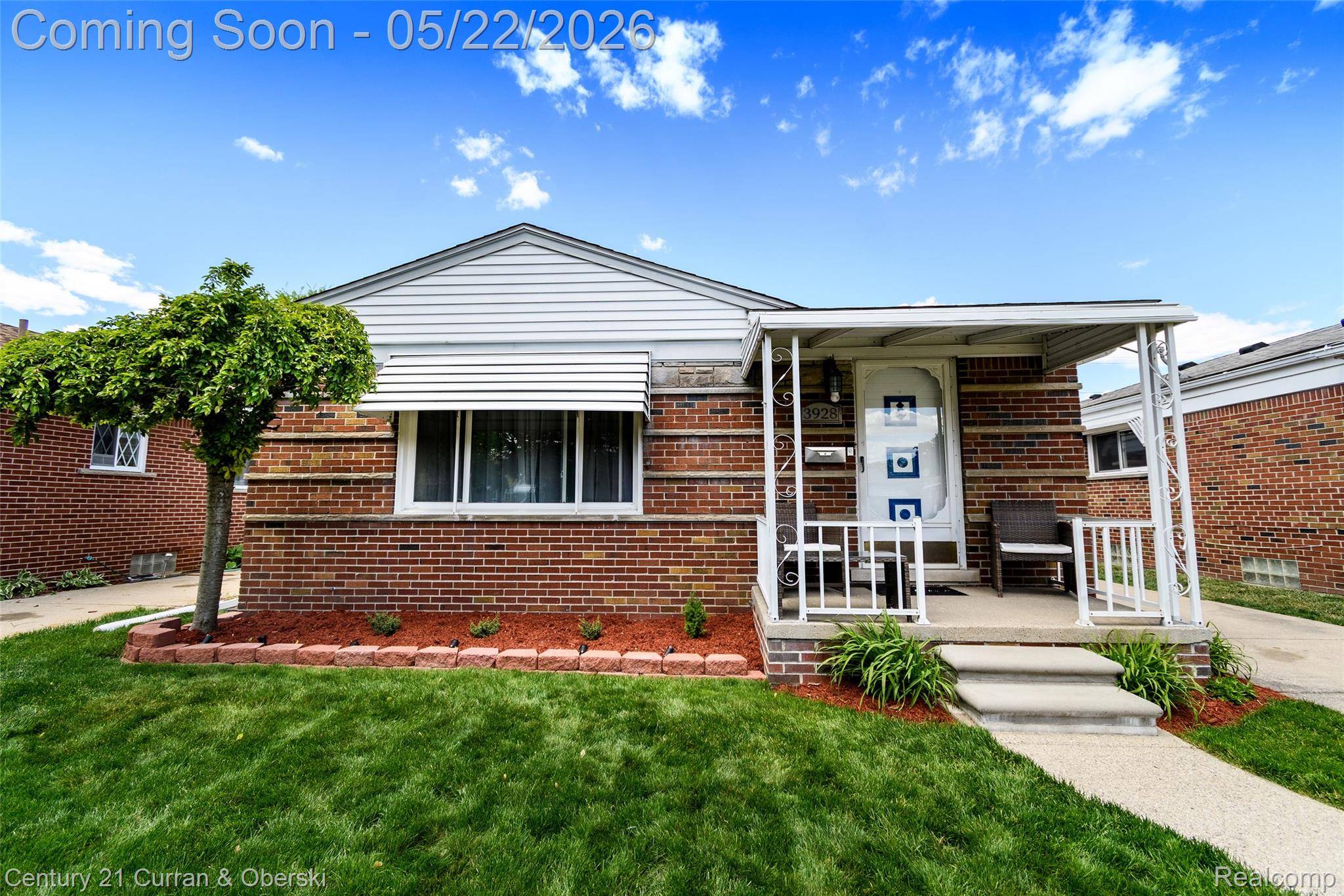 3928 Katherine ST, Dearborn Heights, MI 48125