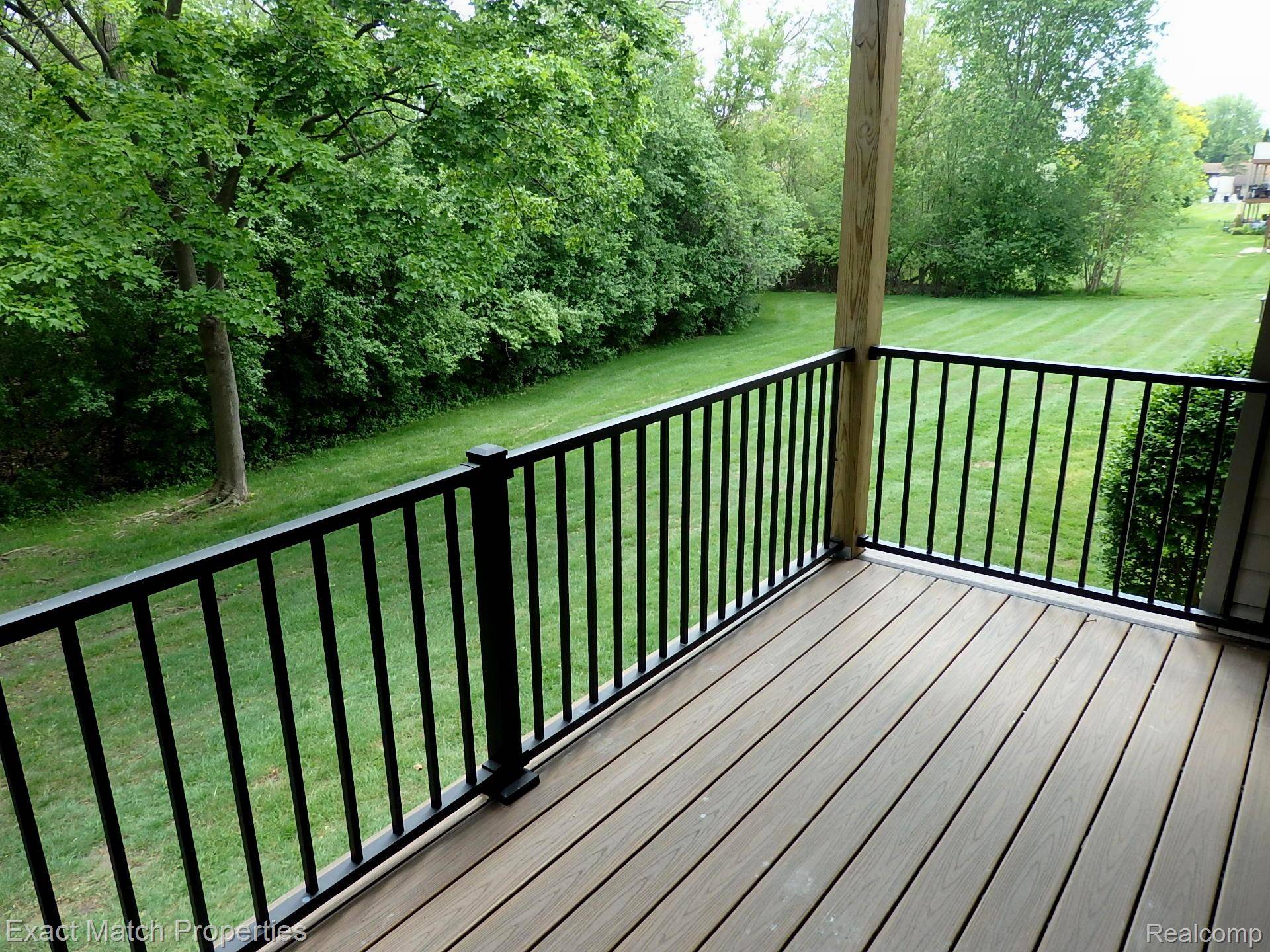 4411 Laurel Club Circle ##1, West Bloomfield Charter Township, MI 48323