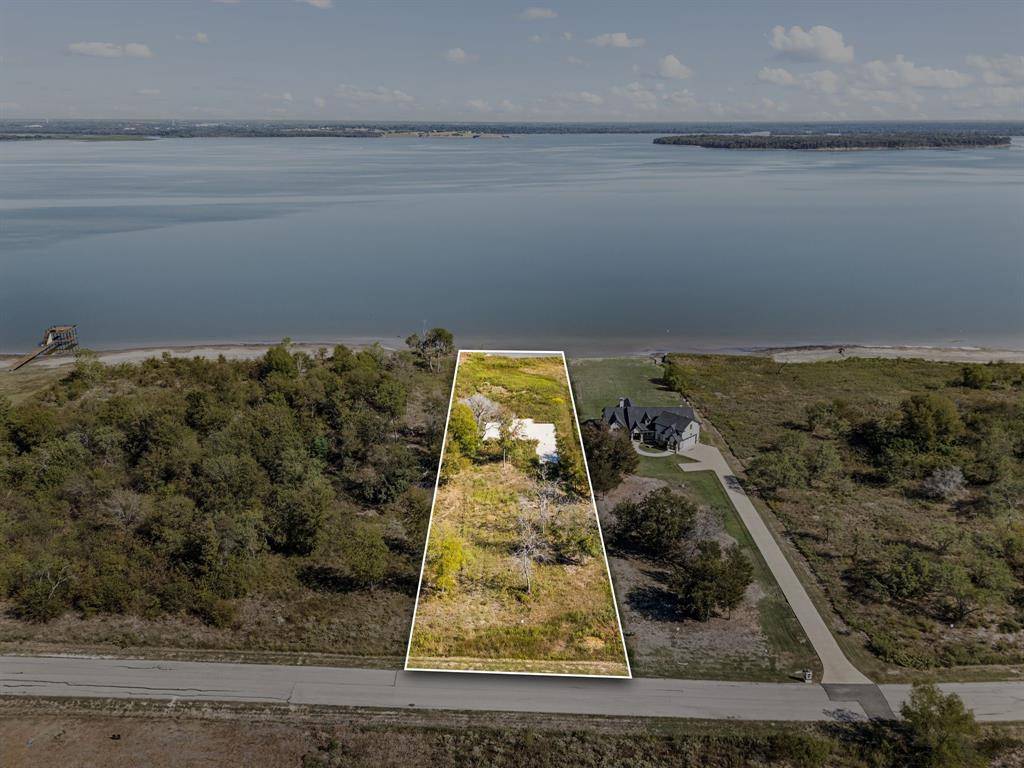 9397 W Shoreline Drive, Kemp, TX 75143