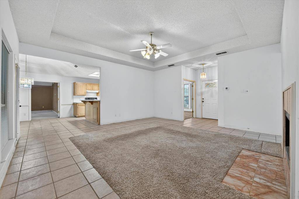 137 Tamarron Drive, Lakeside, TX 76135