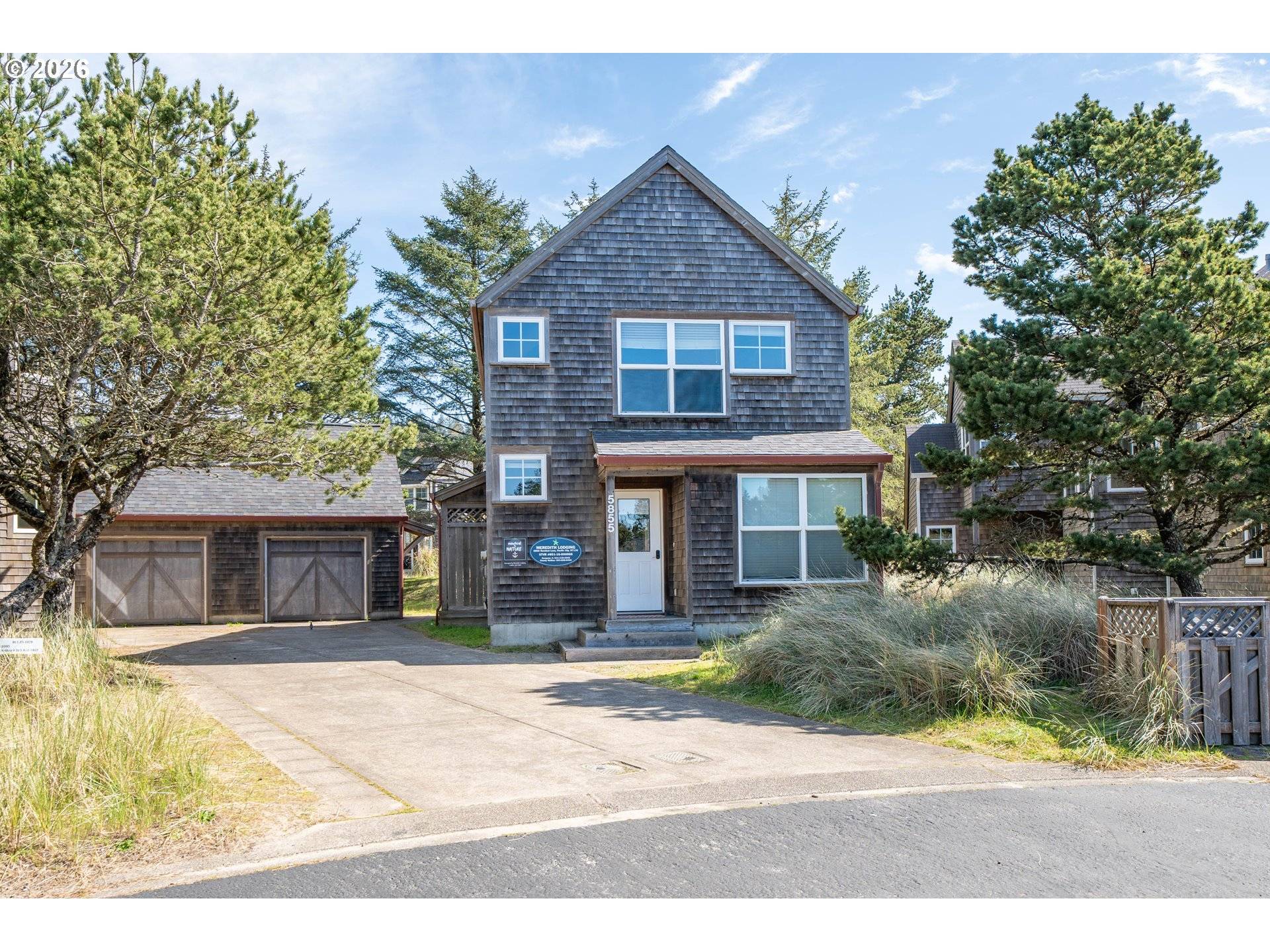 5855 BAREFOOT LN, Pacific City, OR 97135