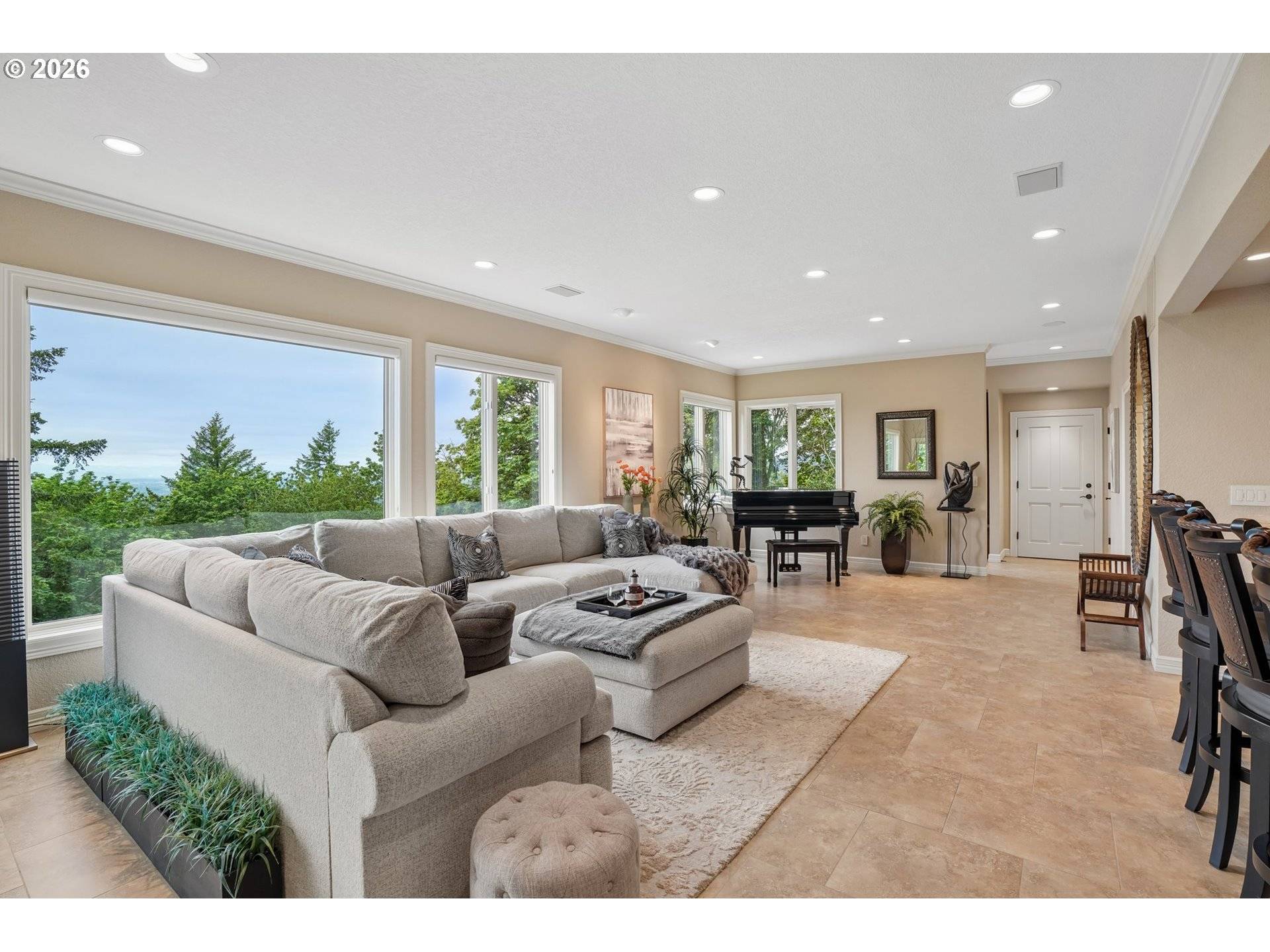 221 SW MOONRIDGE PL, Portland, OR 97225