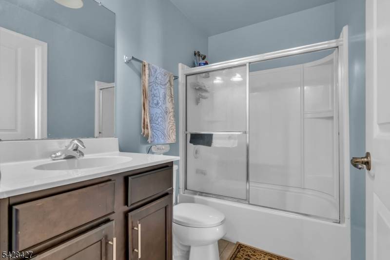 16 Paulina Pl, Franklin Twp., NJ 08873