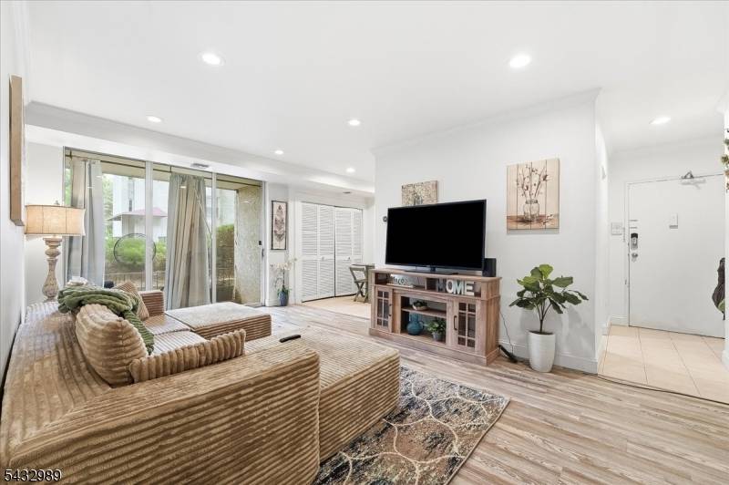 456D River Rd, Nutley Twp., NJ 07110