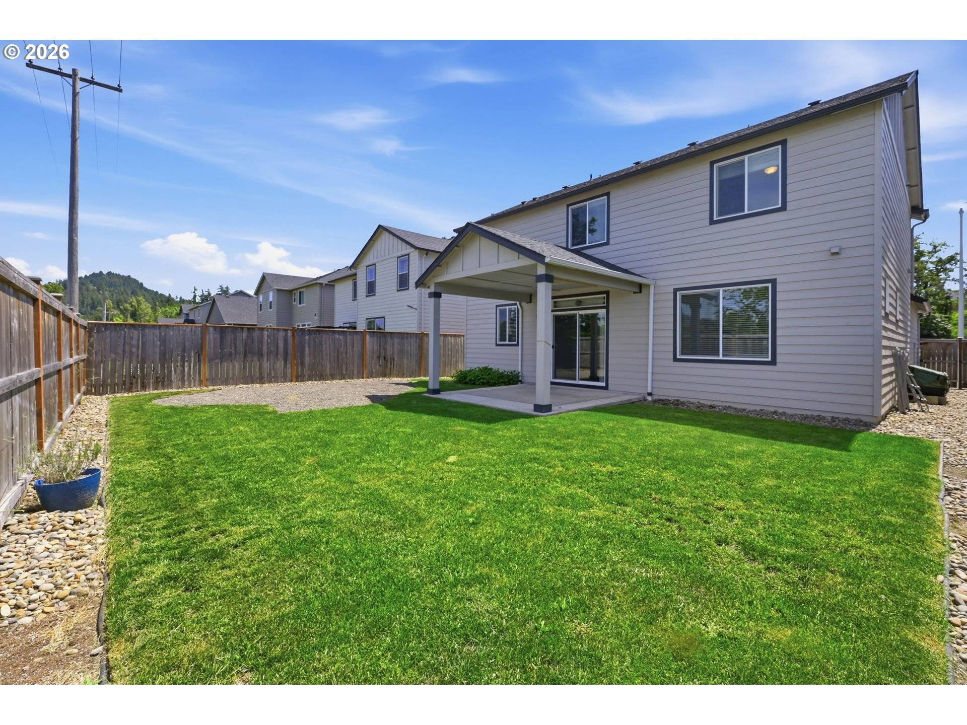 5290 SQUIRREL ST, Springfield, OR 97478