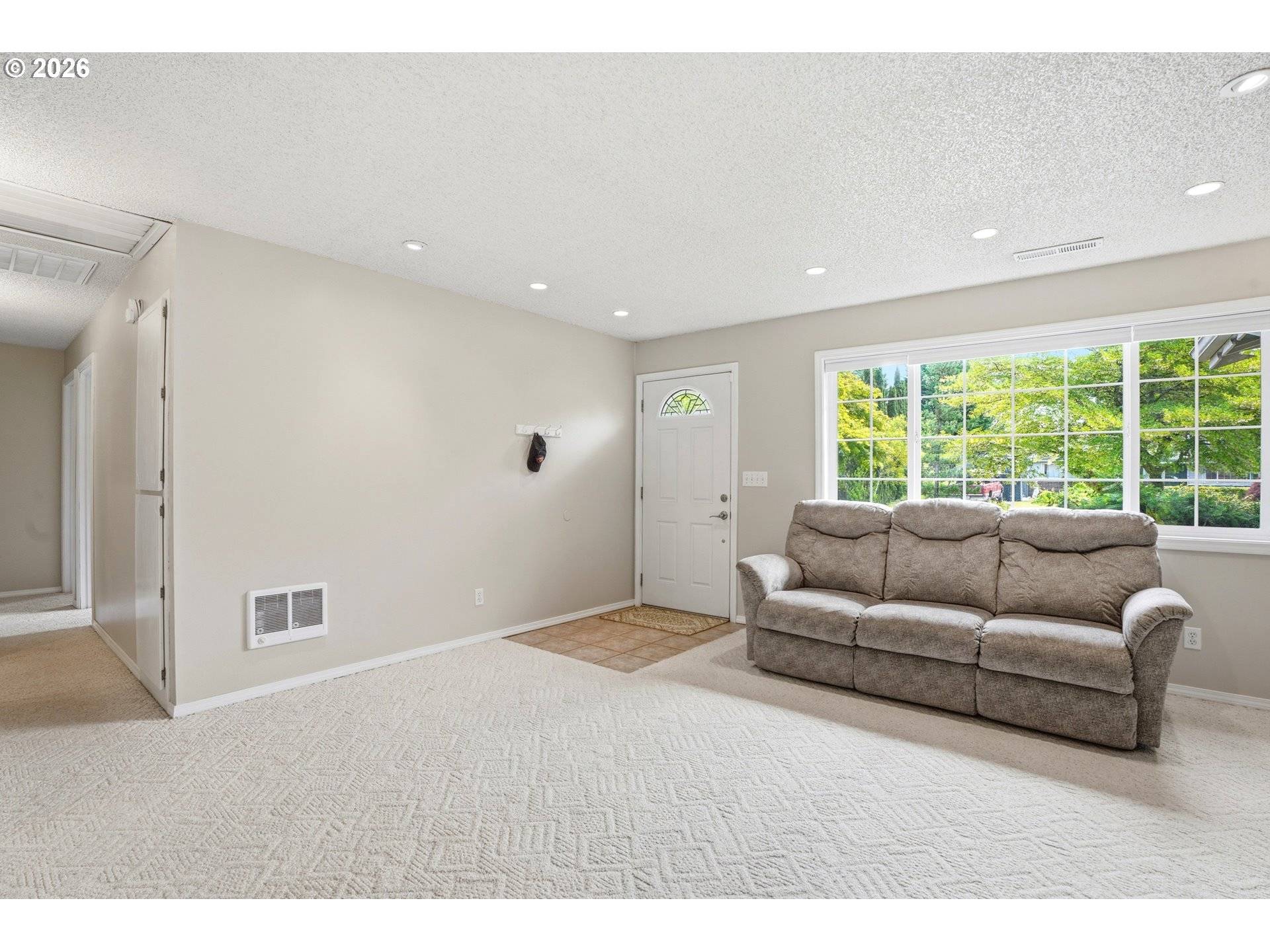 12014 NE 16TH ST, Vancouver, WA 98684
