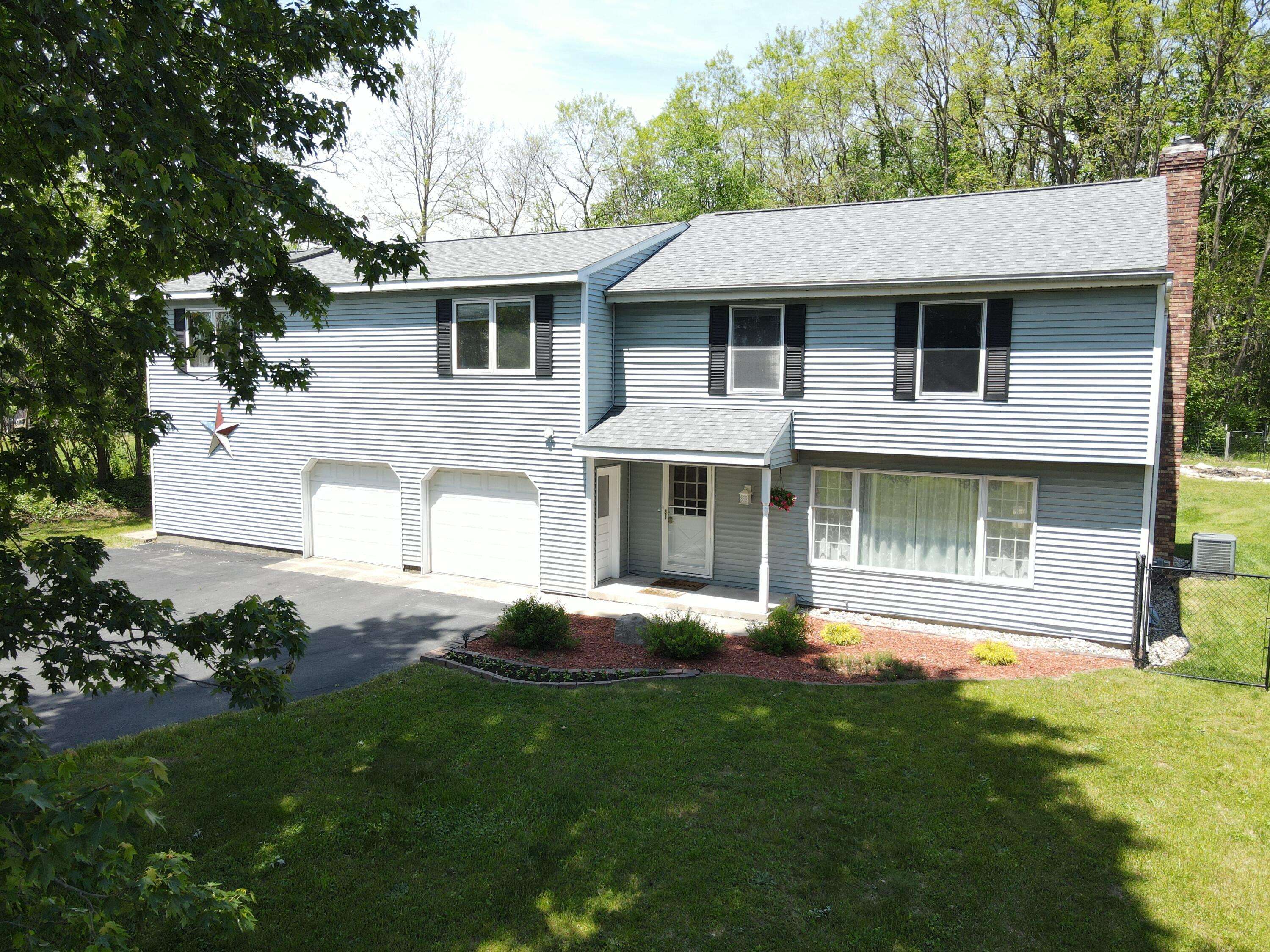 28682 E Red Arrow HWY, Antwerp Twp, MI 49079