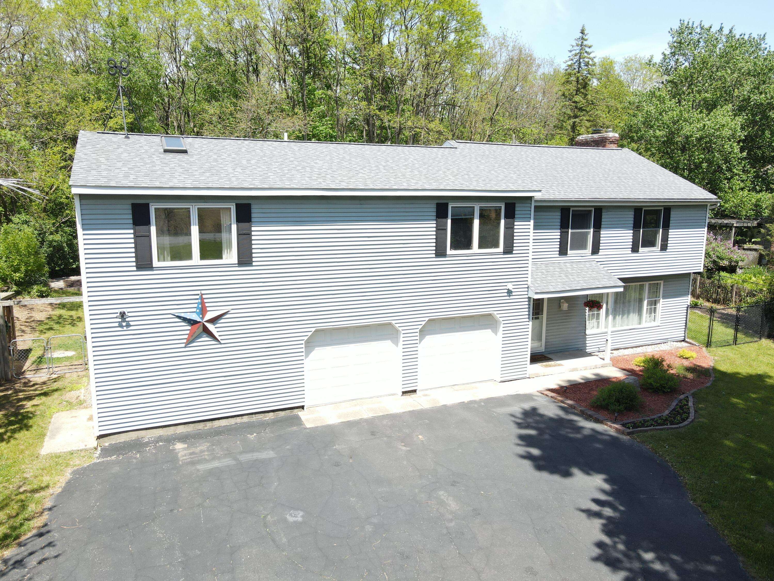28682 E Red Arrow HWY, Antwerp Twp, MI 49079