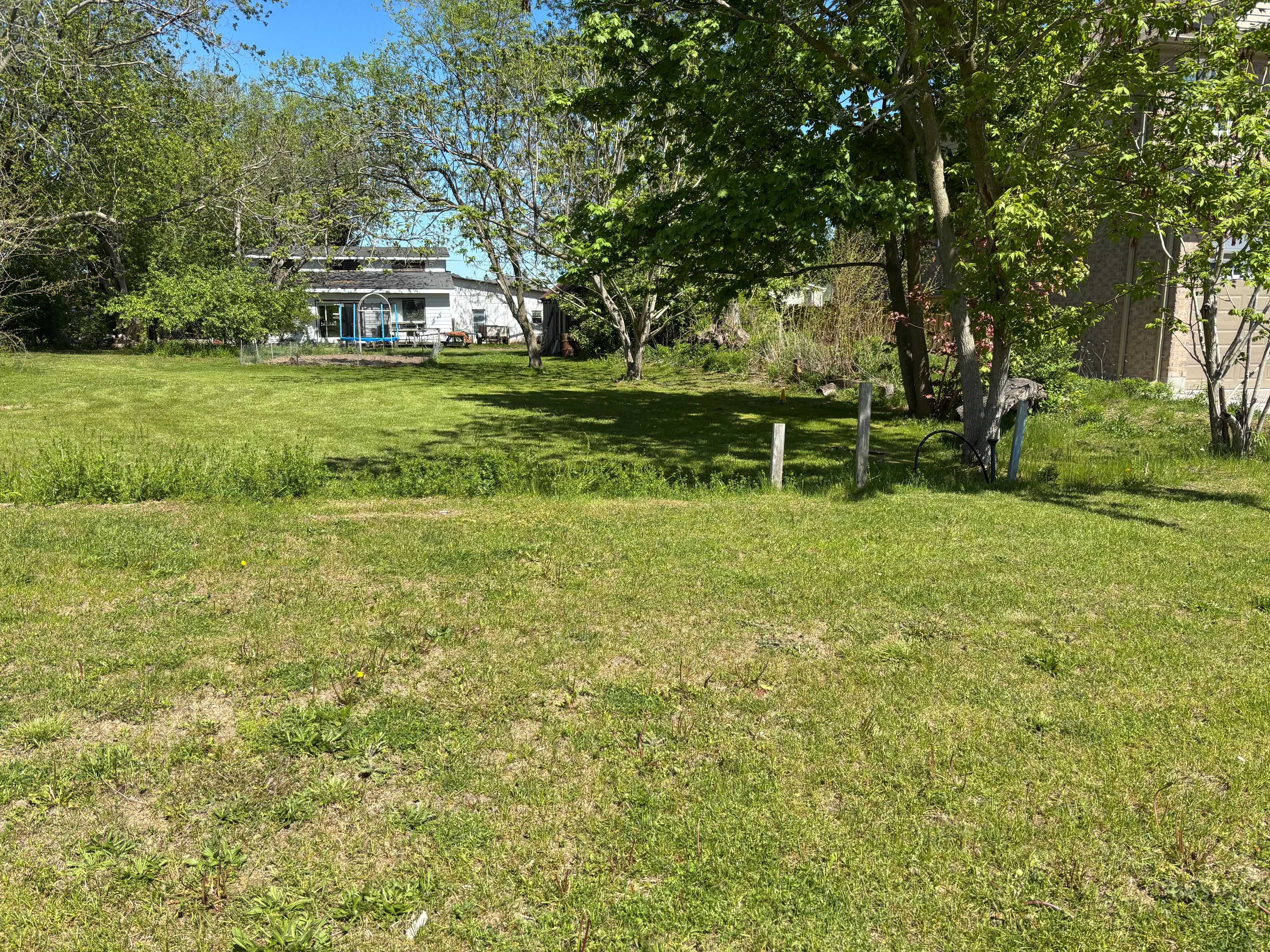 54 Townline RD S, Oshawa, ON L1K 1B1