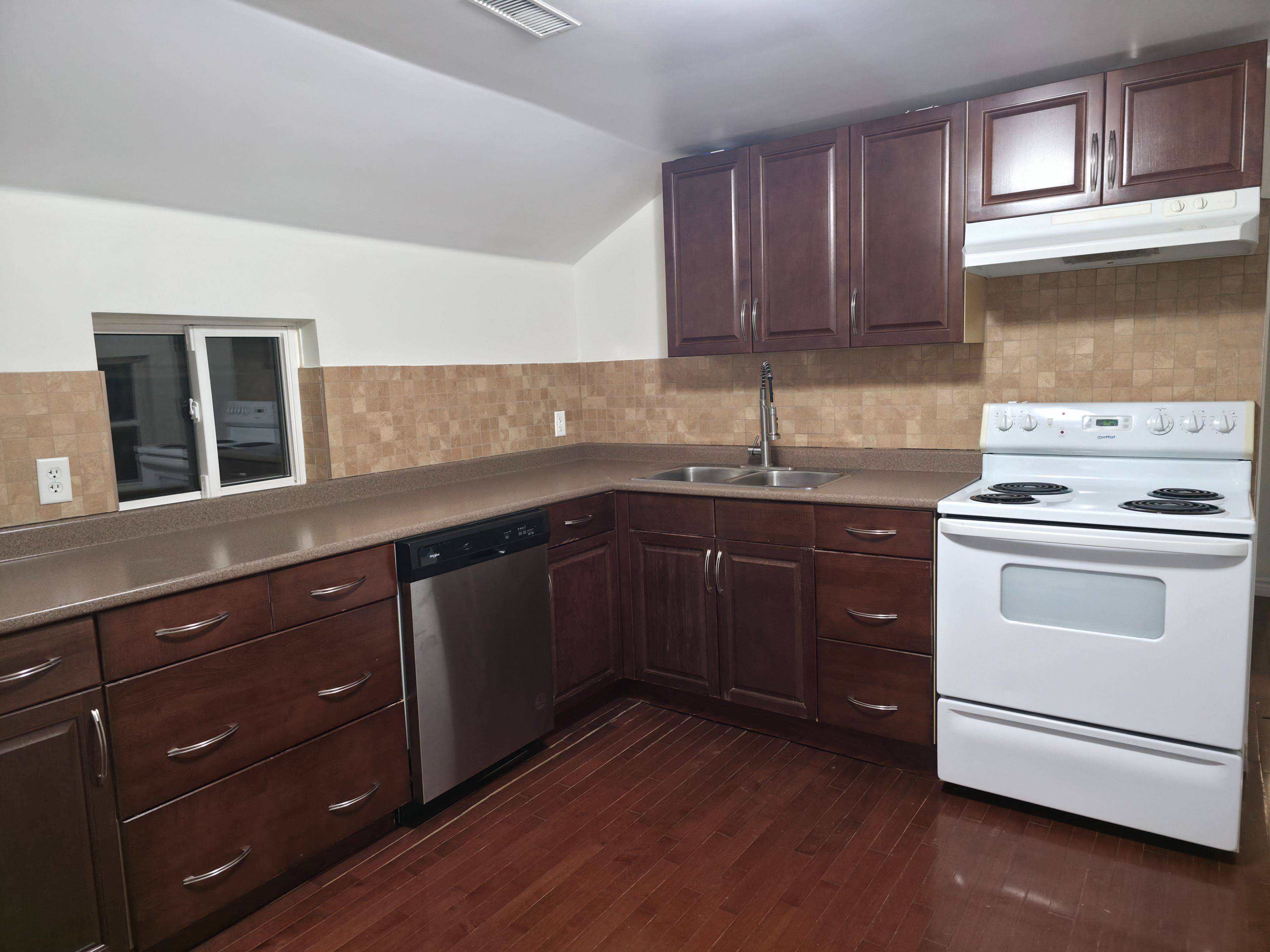 7 Division ST, Clarington, ON L1C 2Z2