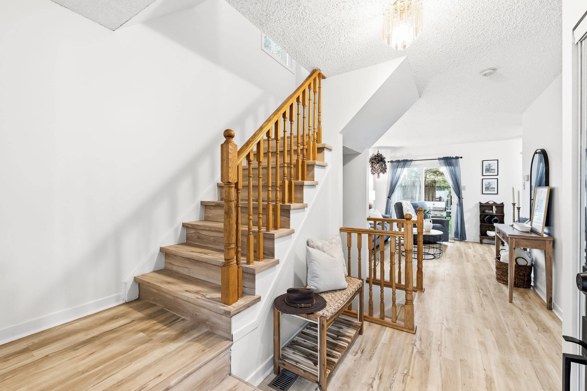 96 Chatfield DR, Ajax, ON L1T 2J8