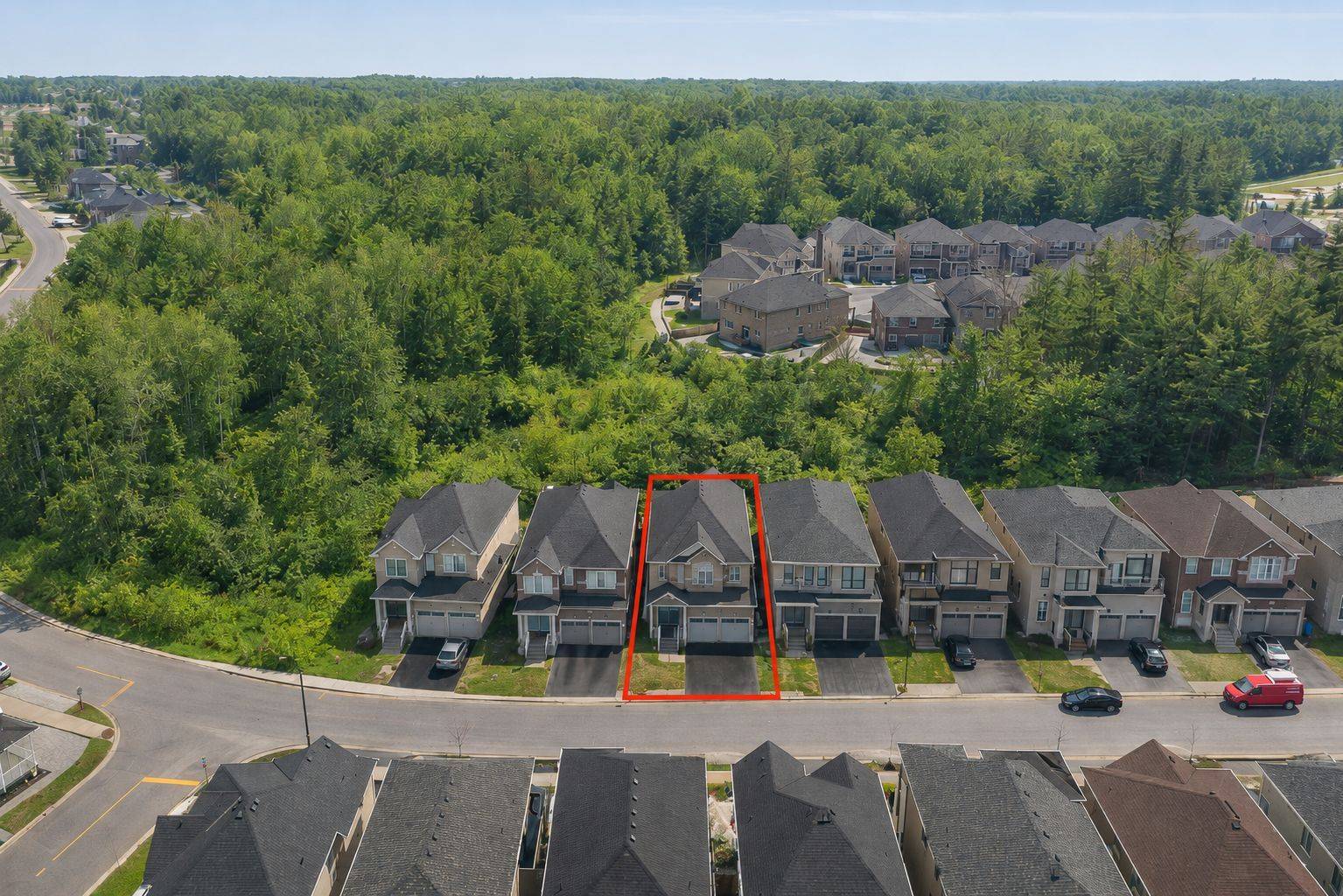 71 Woodhaven AVE, Aurora, ON L4G 3Y2