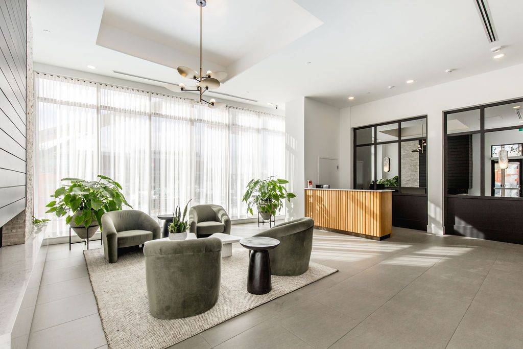 31 Huron ST #523, Collingwood, ON L9Y 5T7