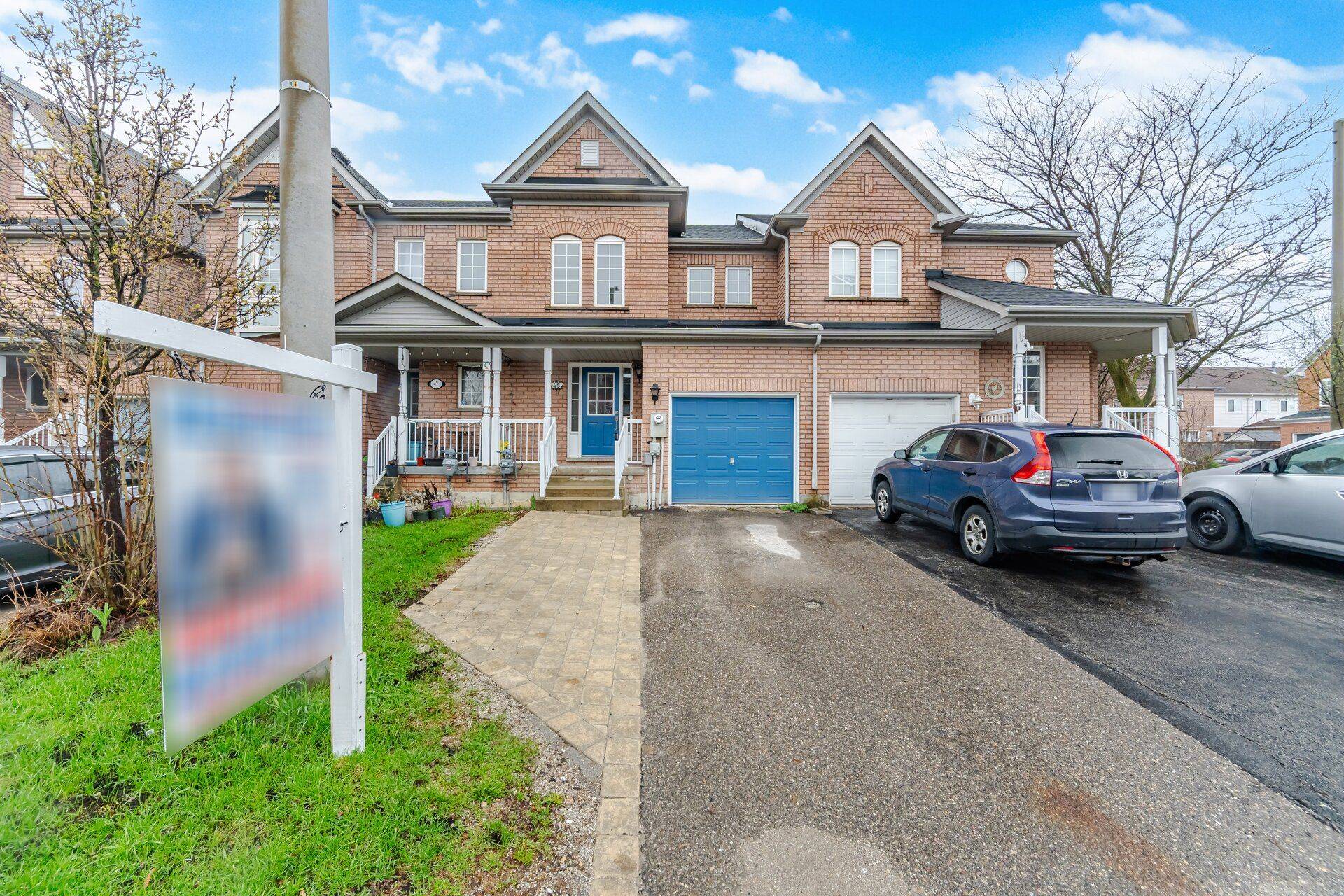 45 Monaco CT, Brampton, ON L7A 1X4