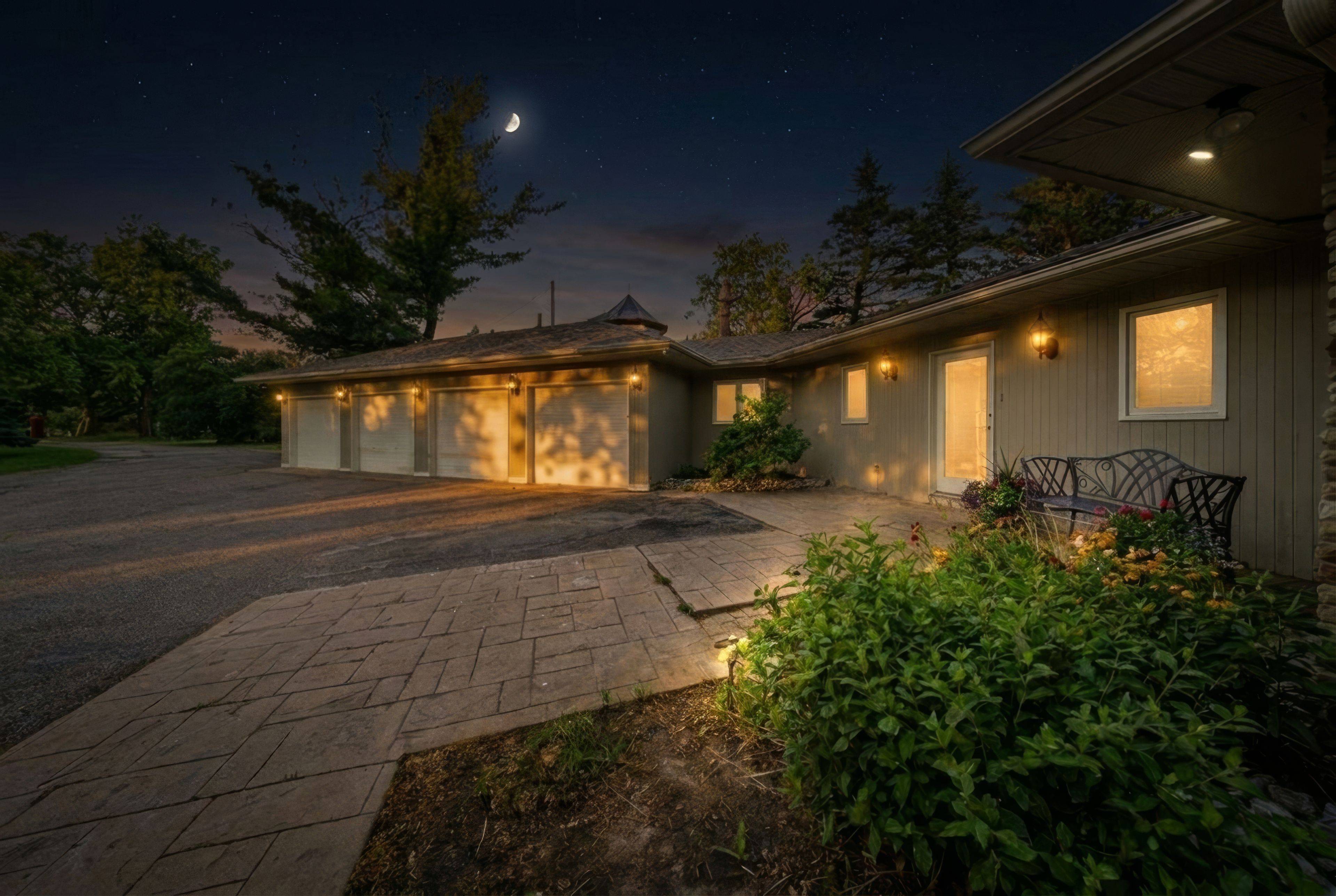 529 Conservation DR, Brampton, ON L6Z 0C1
