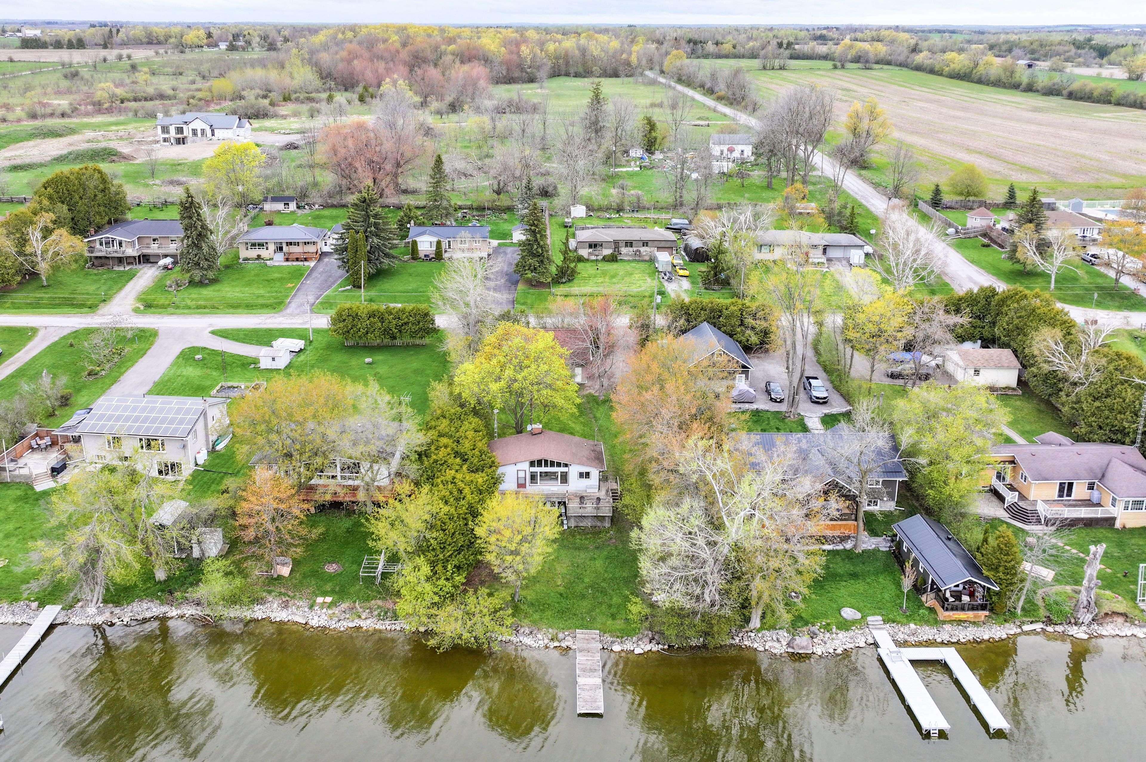 18 Lakeview BLVD, Kawartha Lakes, ON K0M 2C0