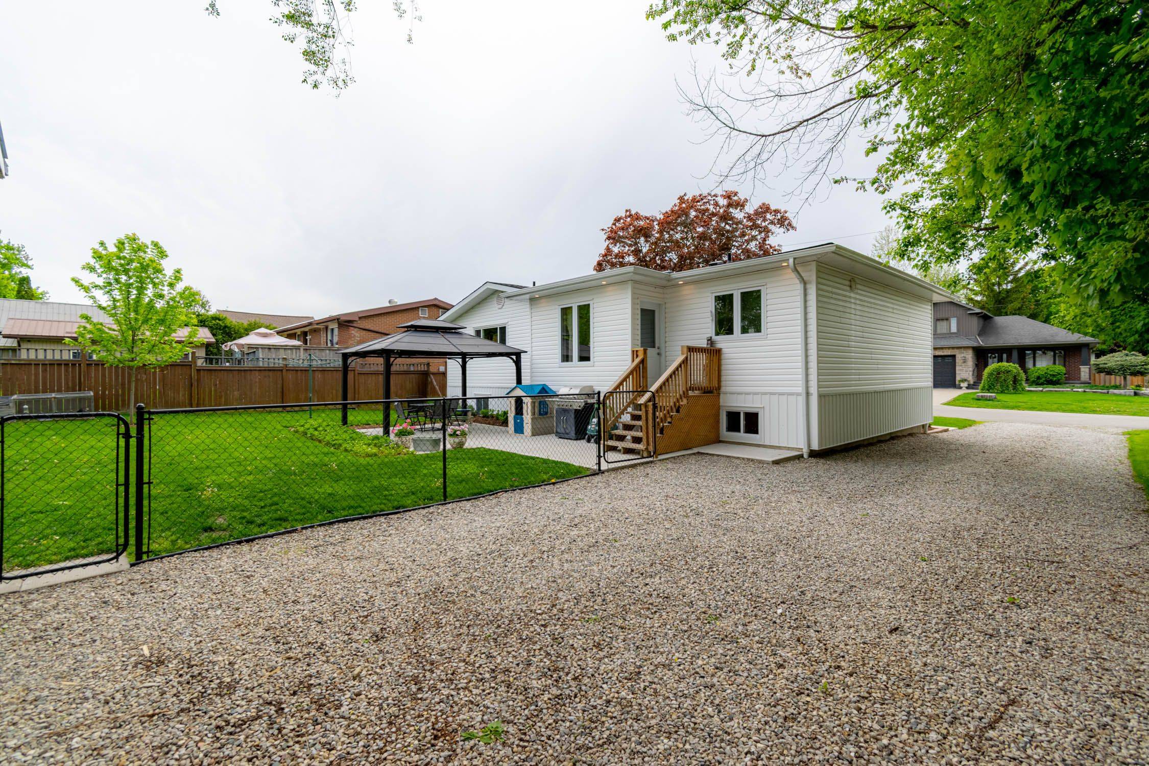 38 Victoria ST, Norwich, ON N0J 1P0
