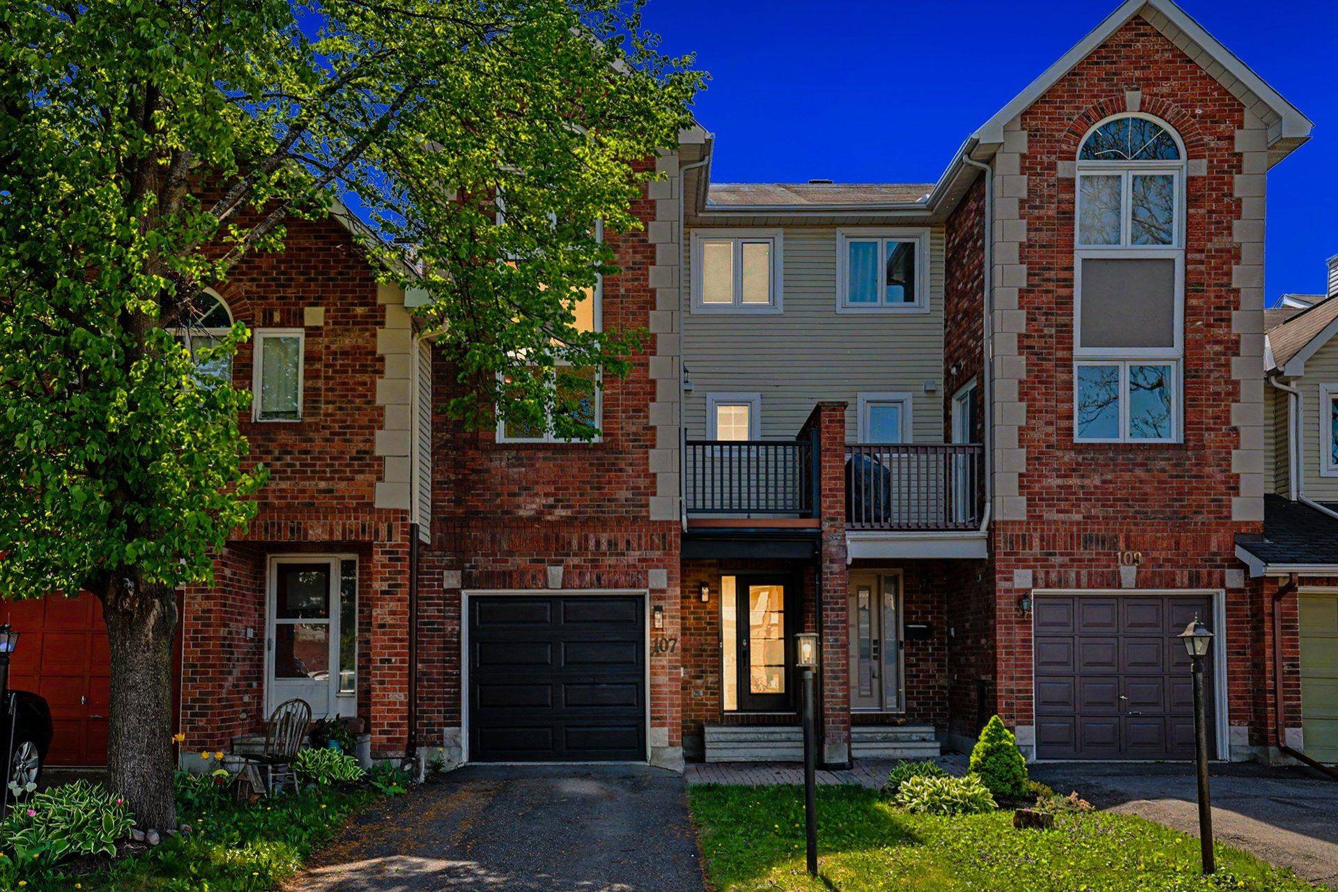 107 Woodpark WAY, Barrhaven, ON K2J 4C7