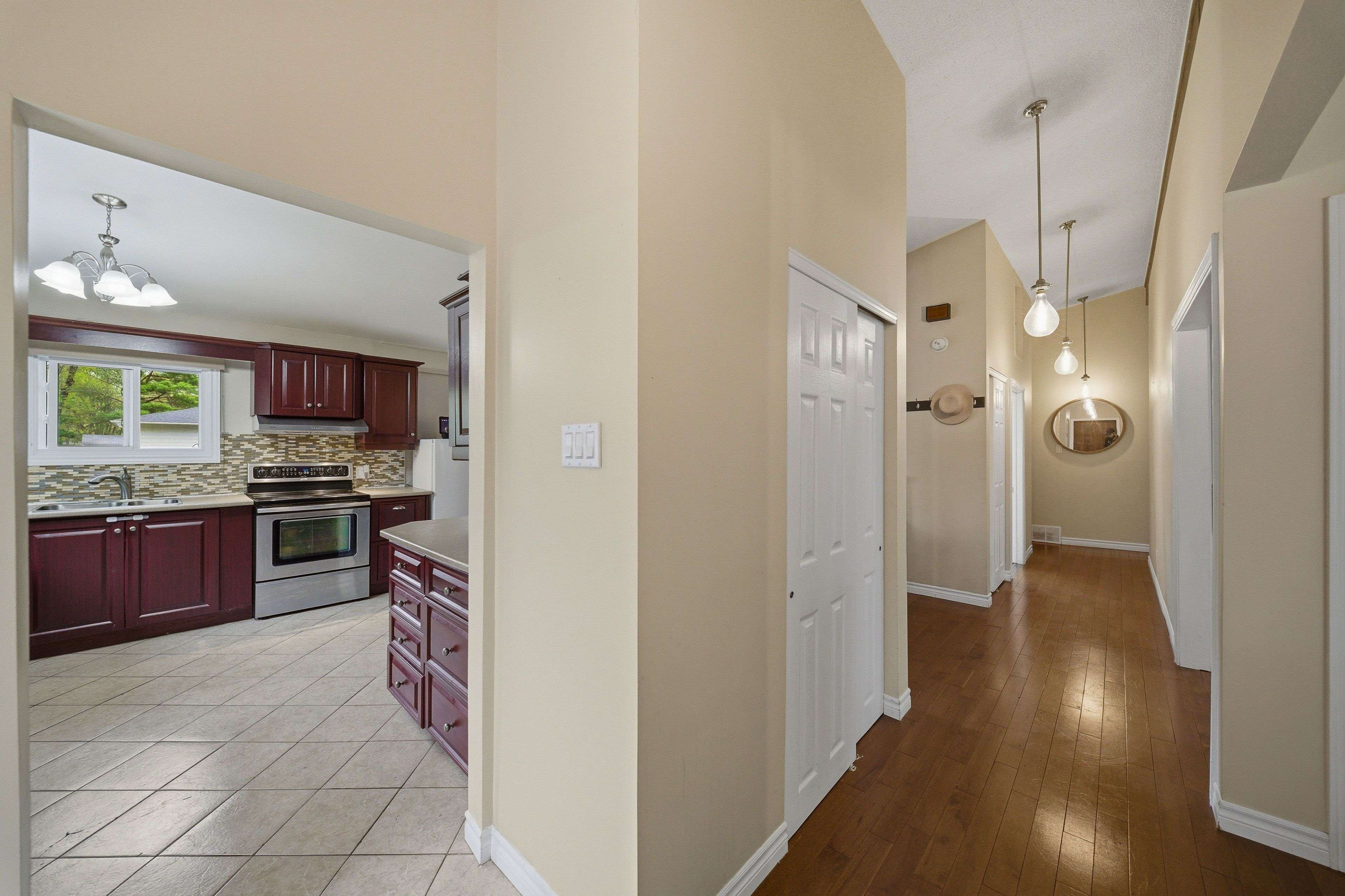 136 Resthaven AVE, Constance Bay - Dunrobin - Kilmaurs - Woodlawn, ON K0A 3M0