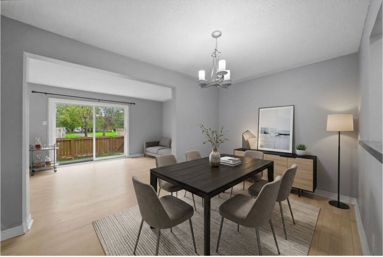 1713 Heatherington RD, Hunt Club - South Keys And Area, ON K1V 8T8
