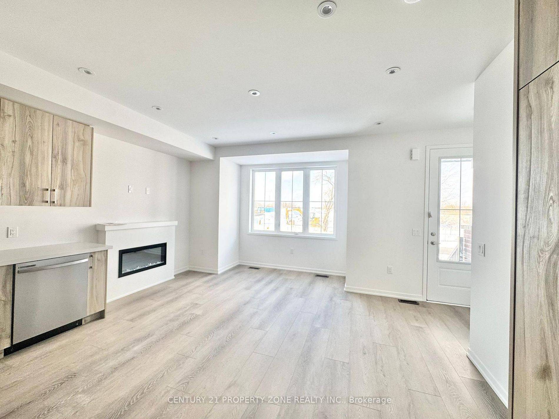 49 Kingbird Common, Cambridge, ON N1R 5S2